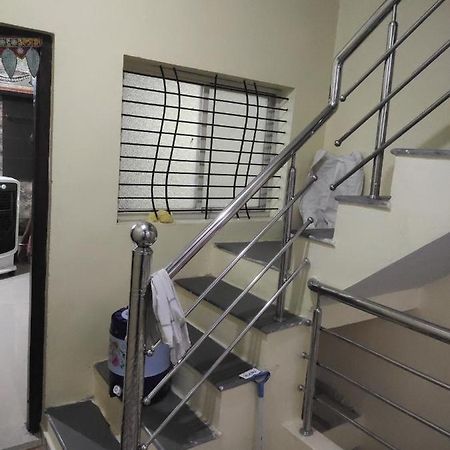 Yashu Guest House Ujjain Luaran gambar