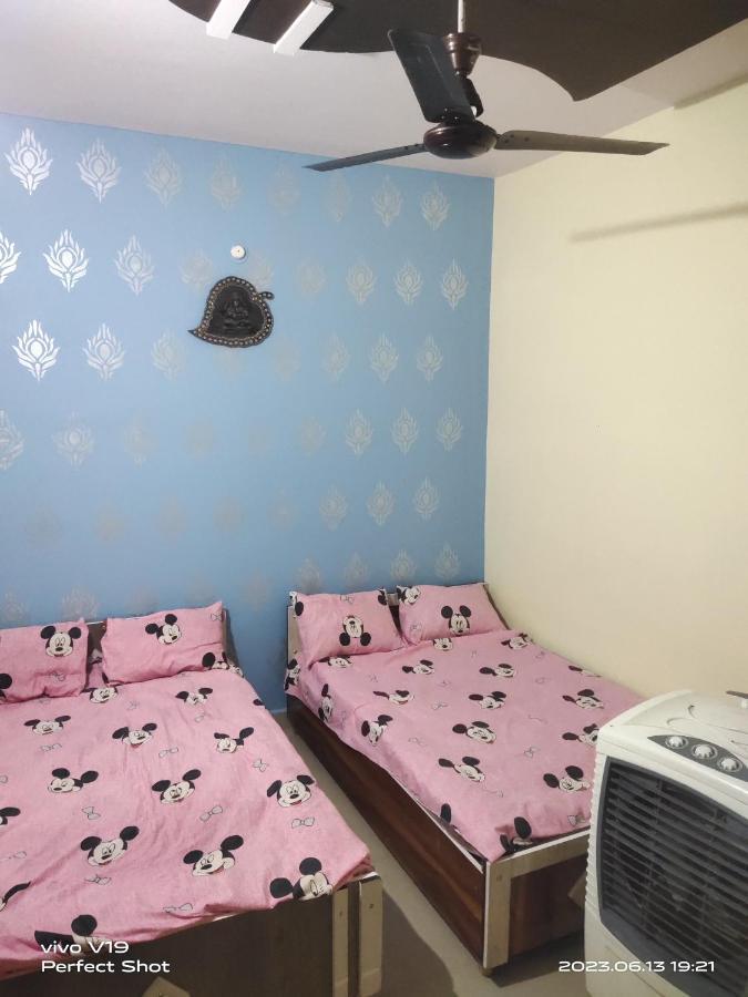 Yashu Guest House Ujjain Luaran gambar